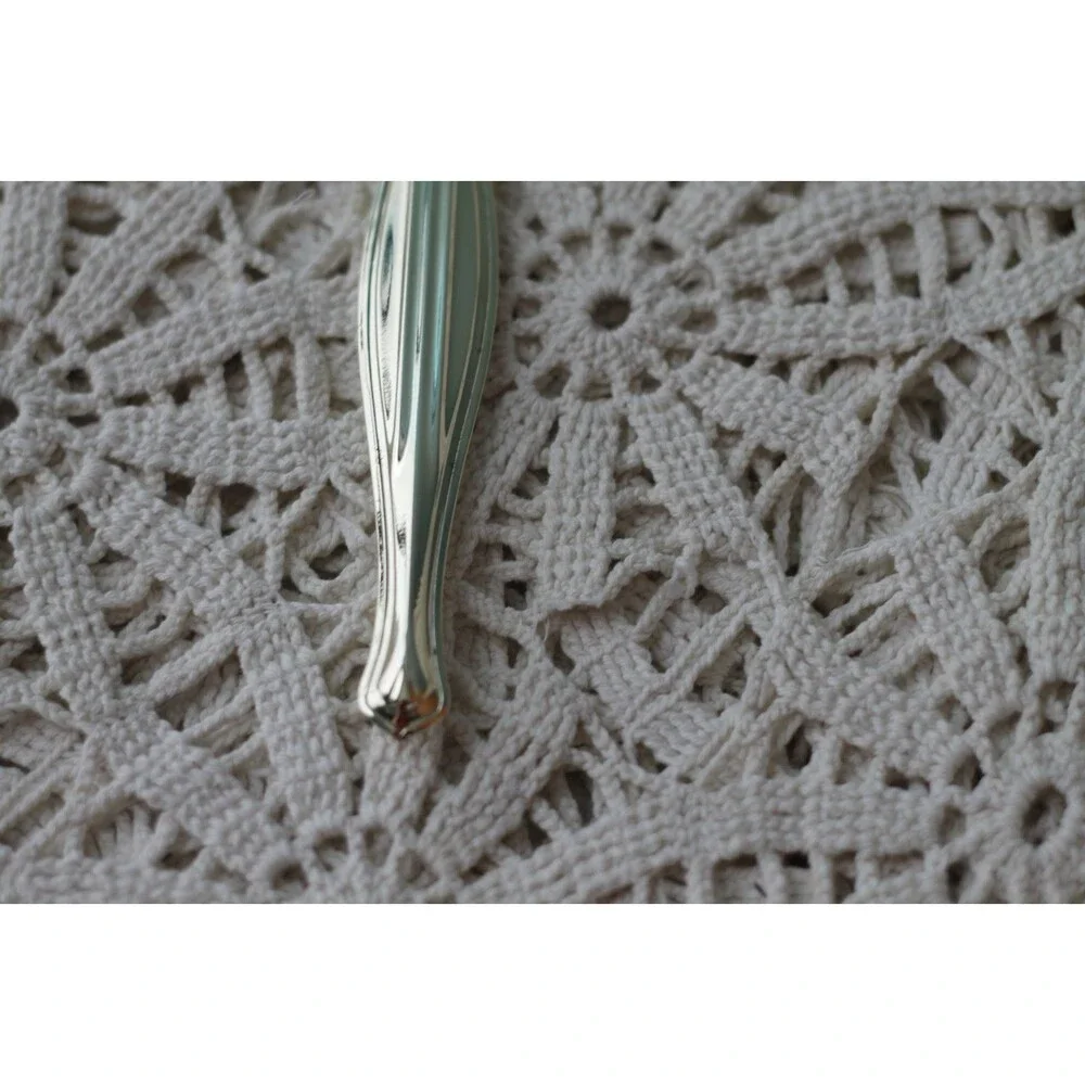 Antique Silver toned Hair Brush Roses Flowers